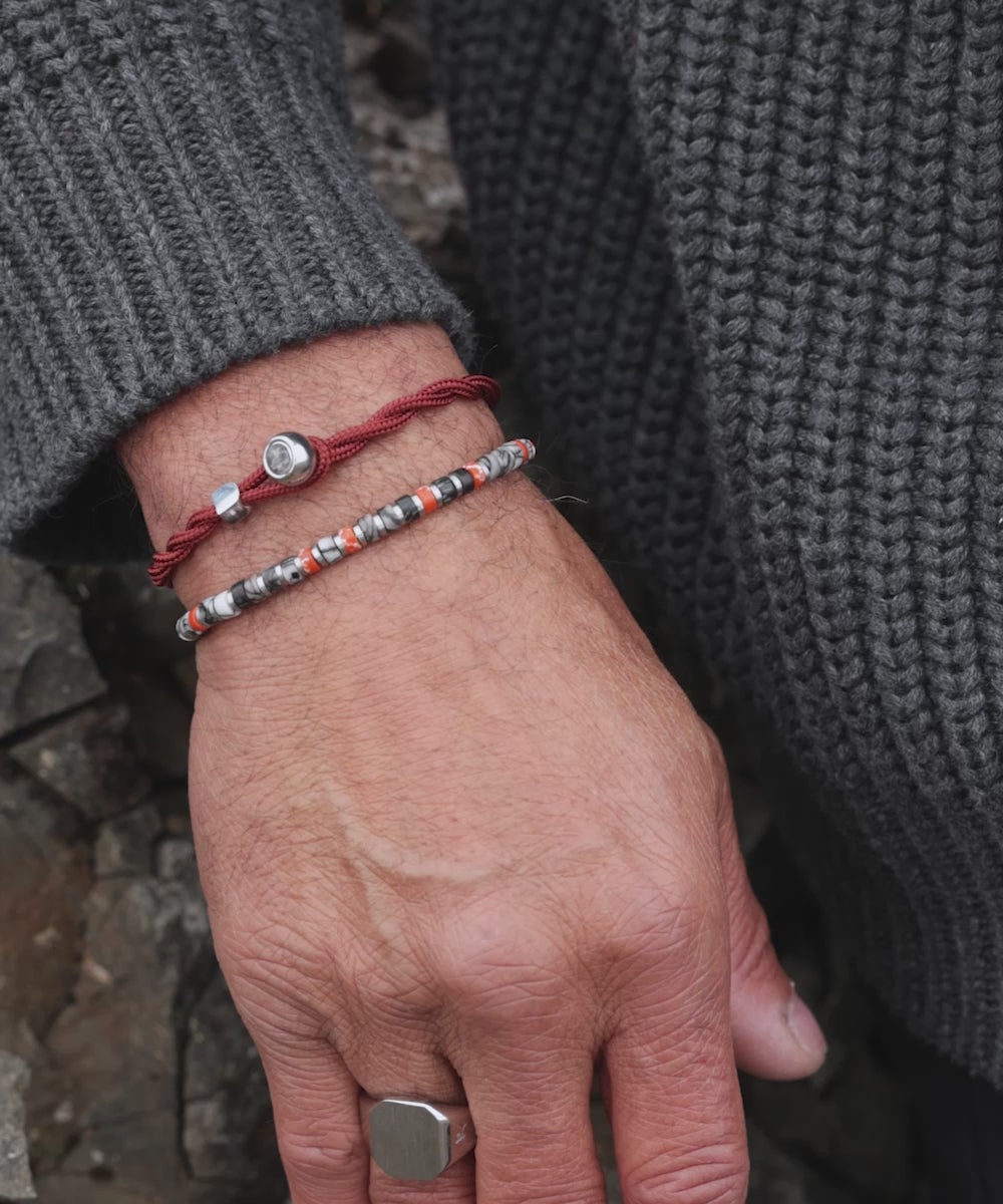 Easy Ed Velvet Red | Silver